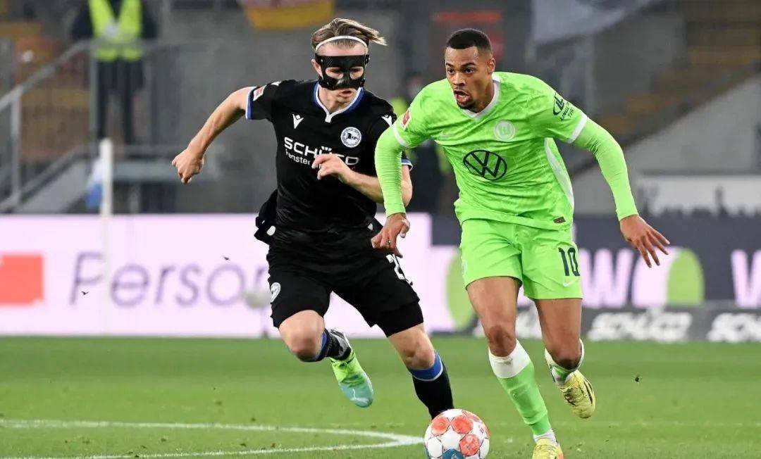 周日016德甲焦点战：弗赖堡迎战多特蒙德，欧冠资格的关键卡位战！